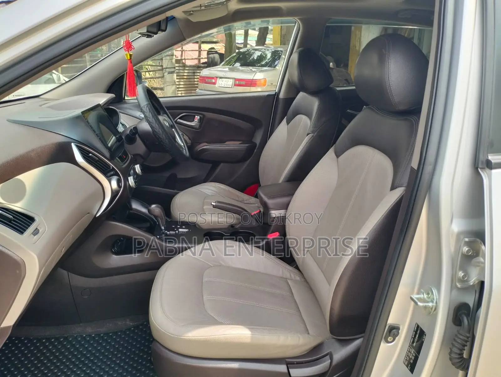 Hyundai Tucson 2011 Silver