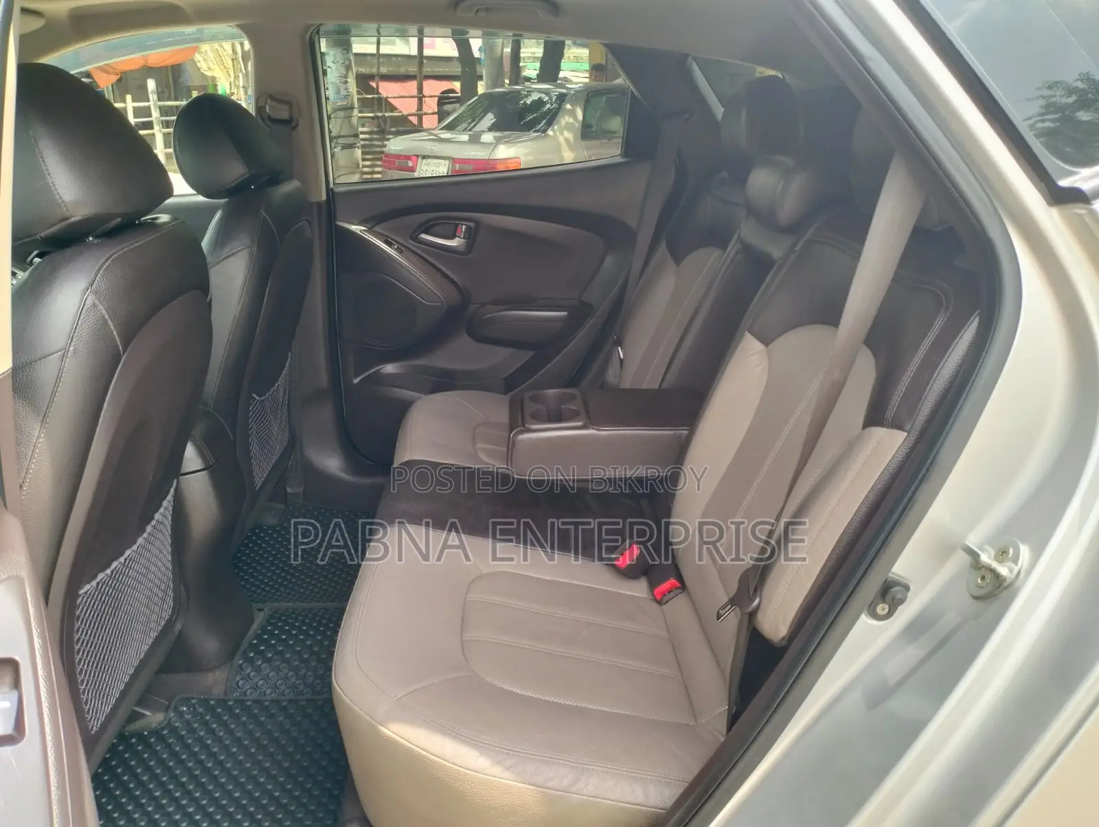 Hyundai Tucson 2011 Silver