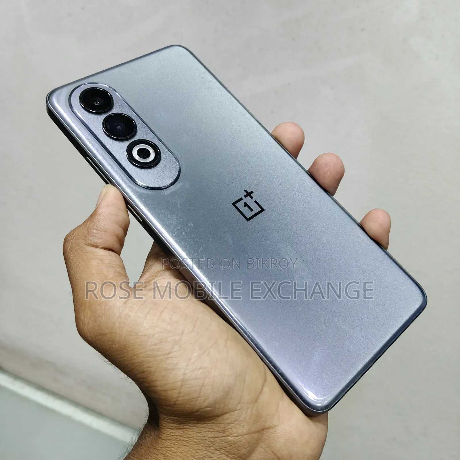 ওয়ানপ্লাস নর্ড ১২৮ জিবি
