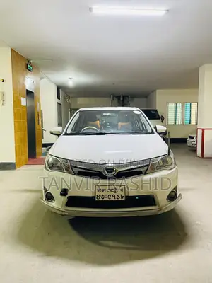 টয়োটা এক্সিও ২০১৪ সাদা