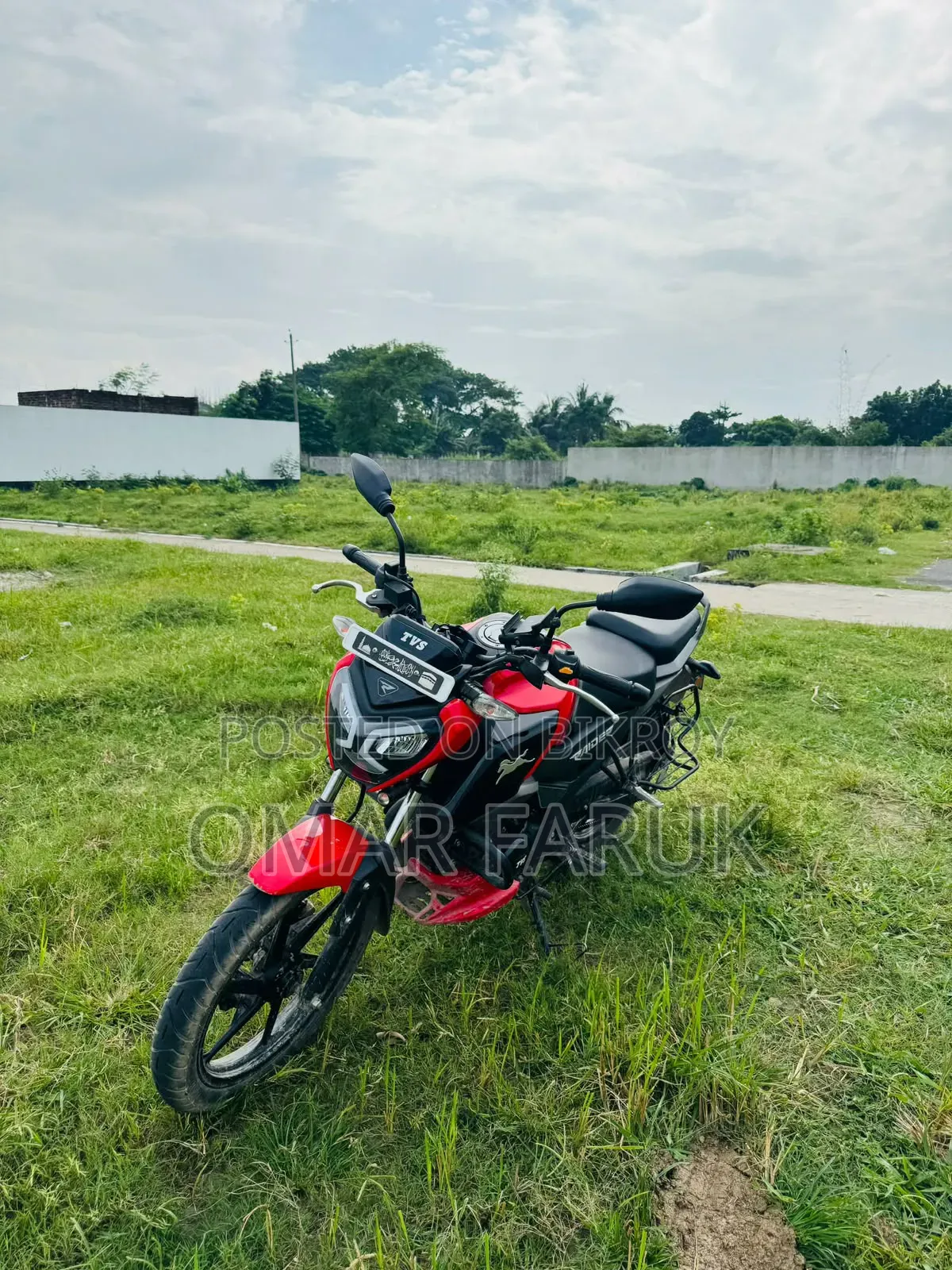 TVS Raider 125 2025 Red