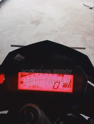 ইয়ামাহা এফজেডএস ভি২ ২০২০ নীল