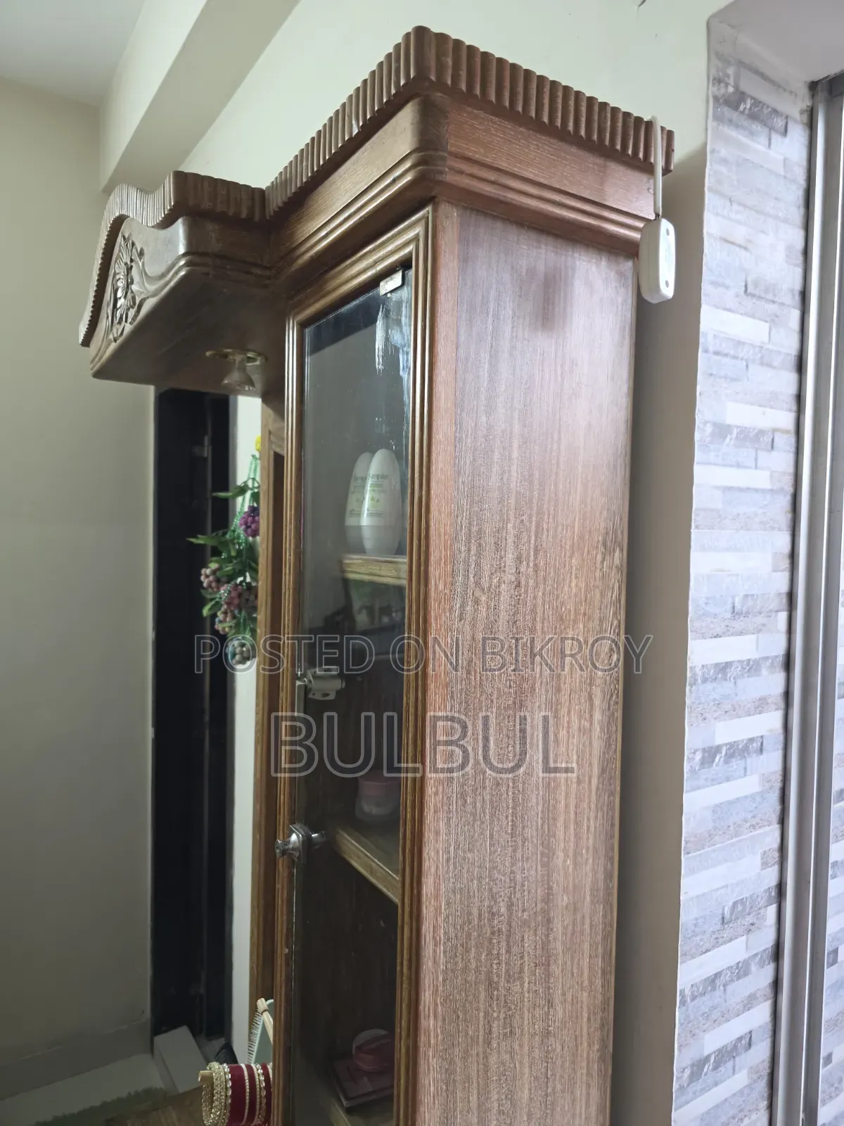 বার্মাটিক কাঠের ড্রেসিং টেবিল