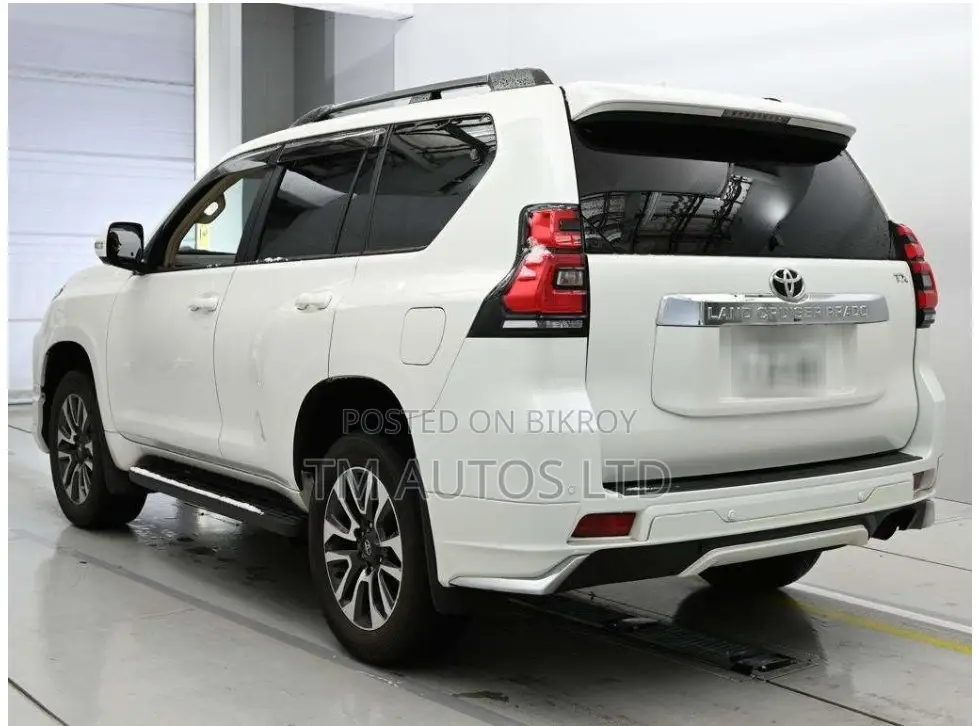 Toyota Land Cruiser Prado 2.7 2022 Pearl