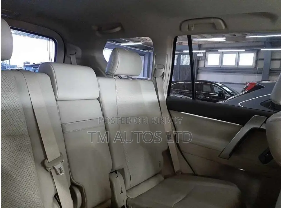 Toyota Land Cruiser Prado 2.7 2022 Pearl