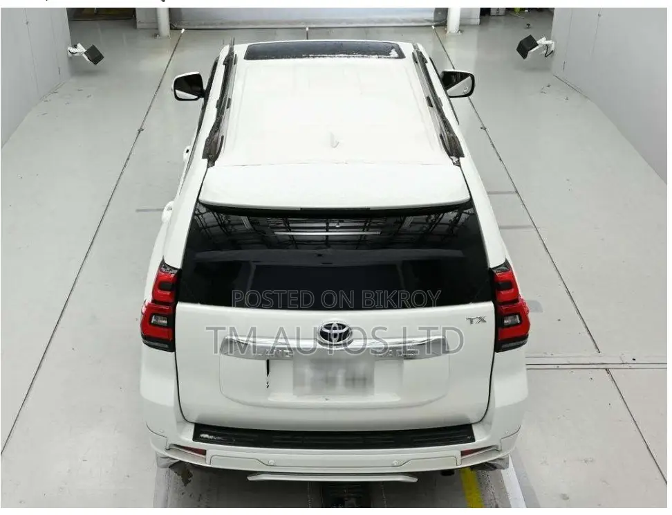 Toyota Land Cruiser Prado 2.7 2022 Pearl