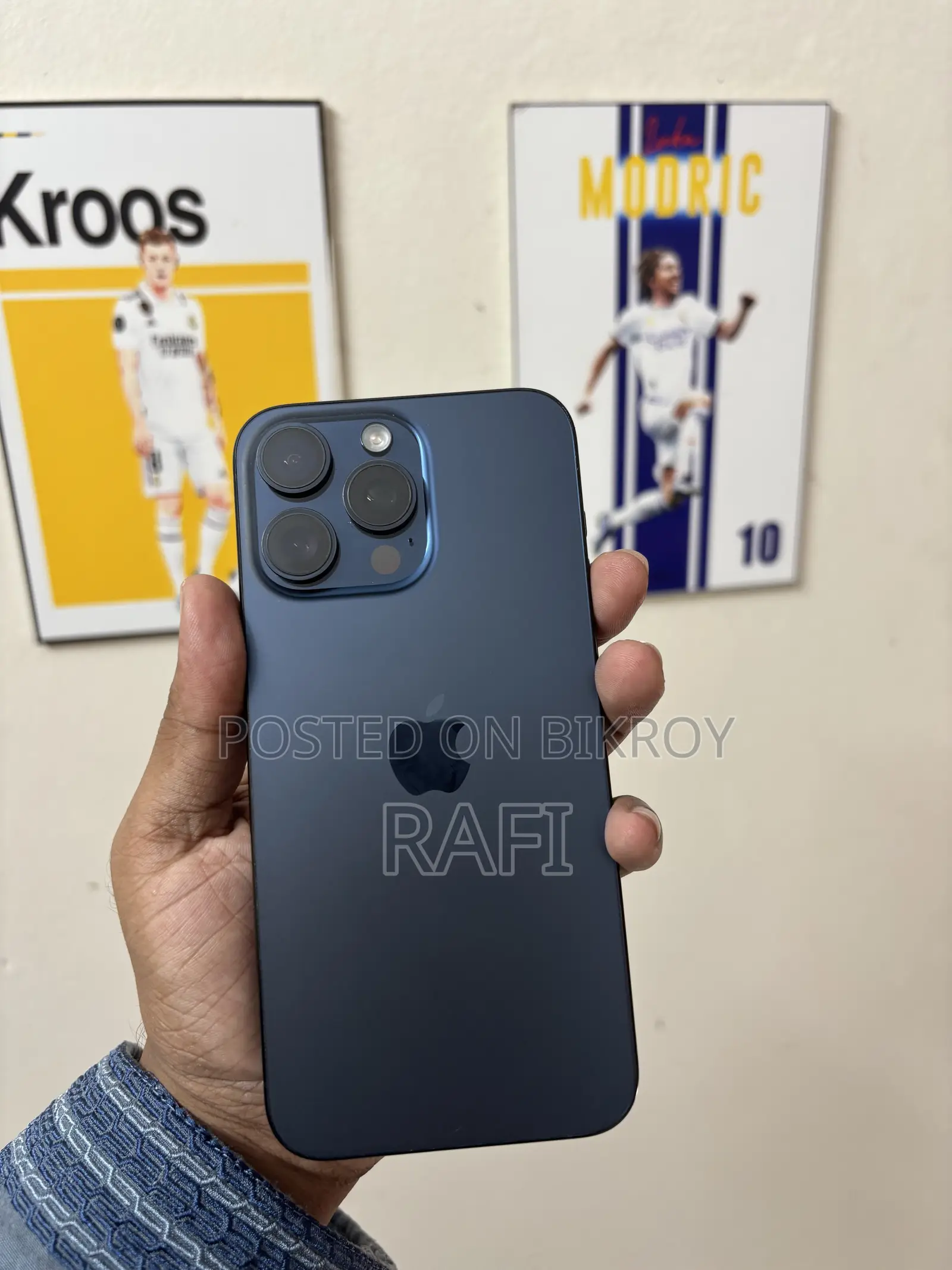 অ্যাপল আইফোন ১৫ প্রো ম্যাক্স ২৫৬ জিবি ব্লু
