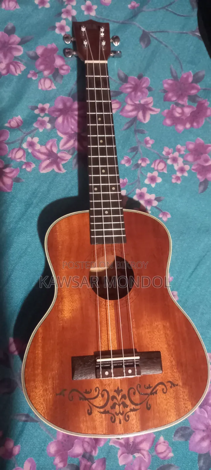 Ukelele / Ukelele