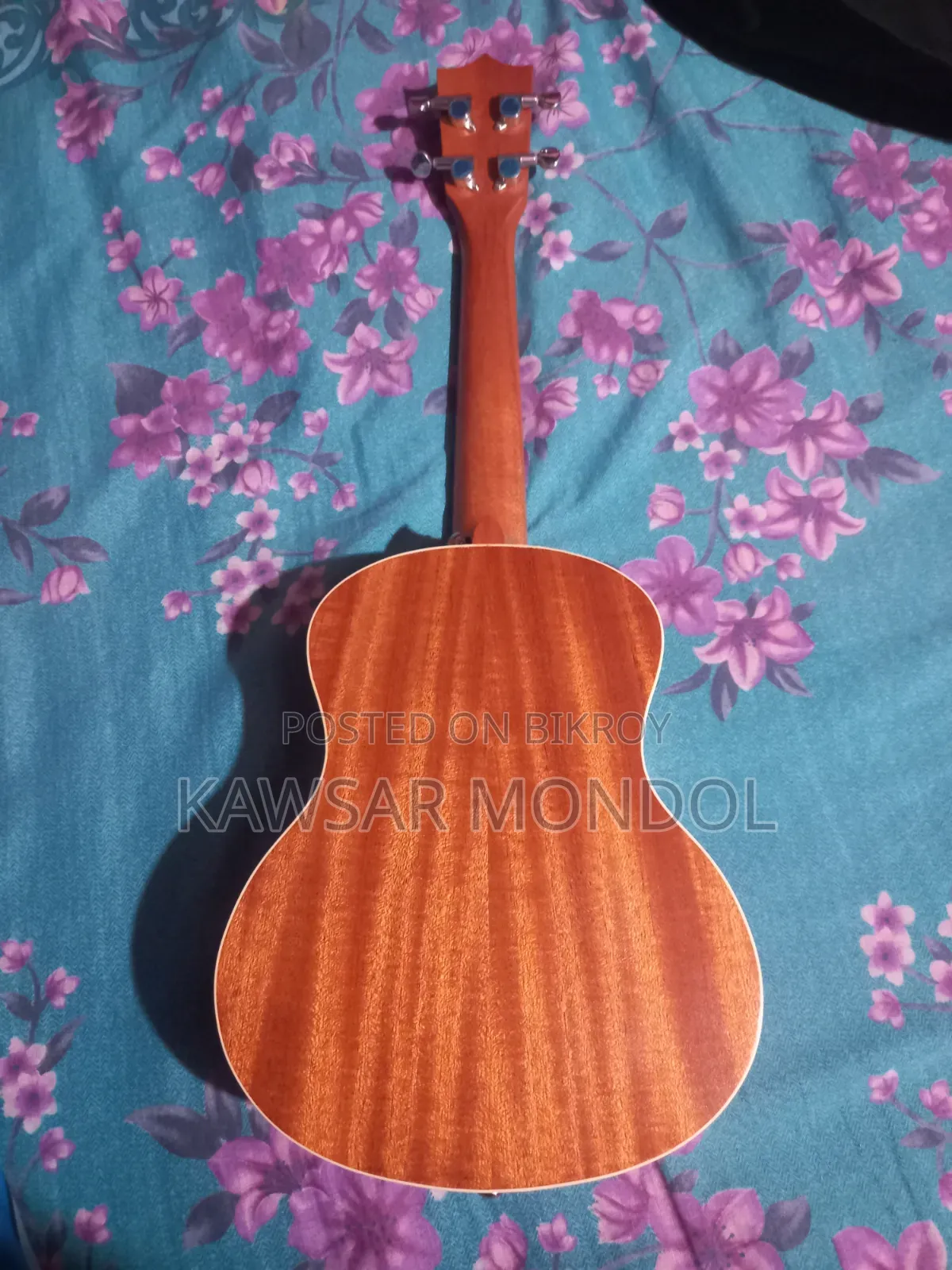 Ukelele / Ukelele