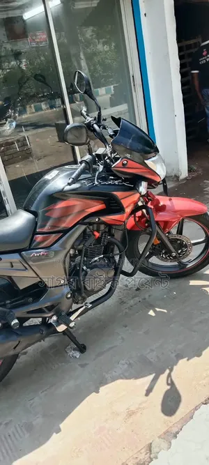 Hero Hunk 2020 Black