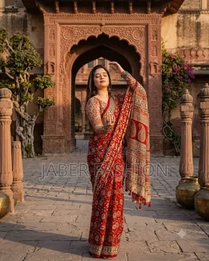 Premium Makhon or Chanduri fabric—comfortable to wear with a great finish.