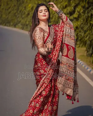 Premium Makhon or Chanduri fabric—comfortable to wear with a great finish.
