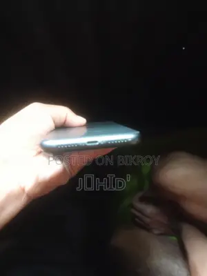 Apple iPhone 11 64 GB Black