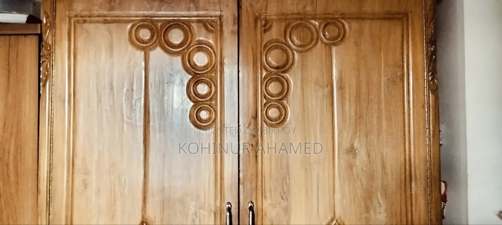 ব্যবহৃত নতুনের মতো আলমারি অর্গানাইজার সেগুন কাঠ ফার্নিচার