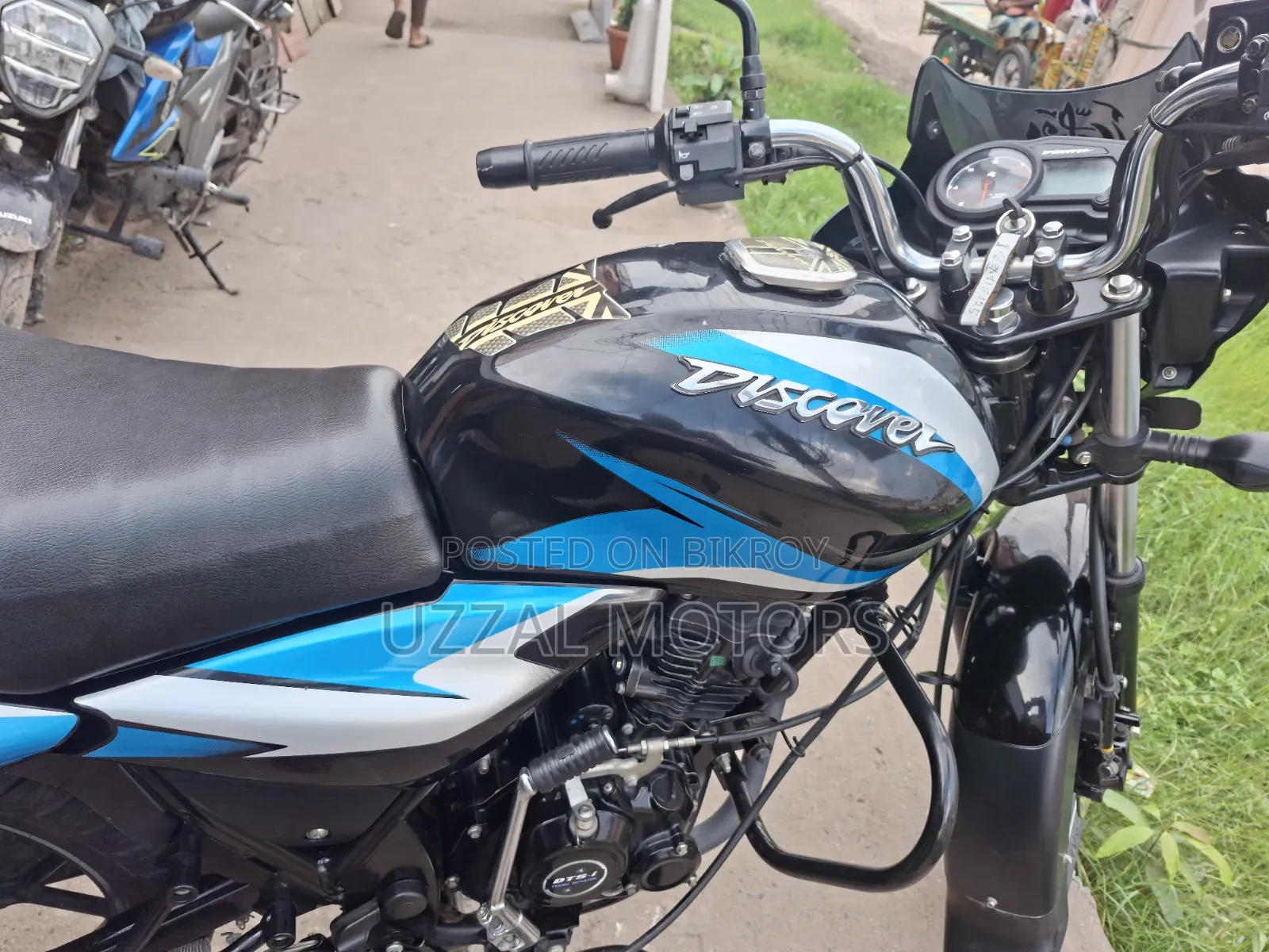 Bajaj Discover 125 2021 Black