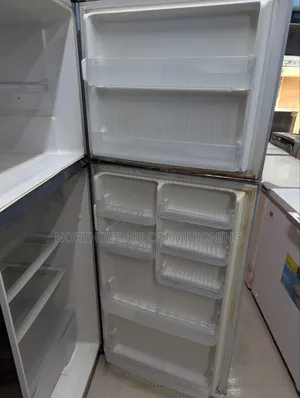 তোশিবা অফহোয়াইট কালার নো ফ্রস্ট ৩৫০ লিটার