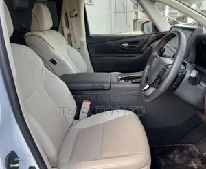 Toyota Alphard 2.5 Hybrid All Wheel Drive 2023 Pearl