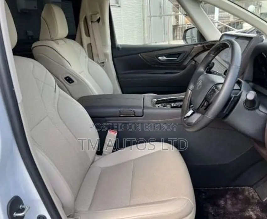 Toyota Alphard 2.5 Hybrid All Wheel Drive 2023 Pearl