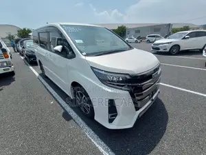 Toyota Noah 2021 Pearl