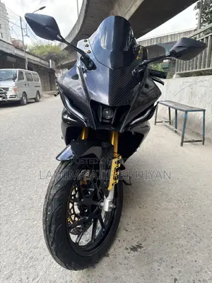 Yamaha R15M 2022 Black