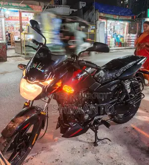 Bajaj Pulsar 150 2022 Red