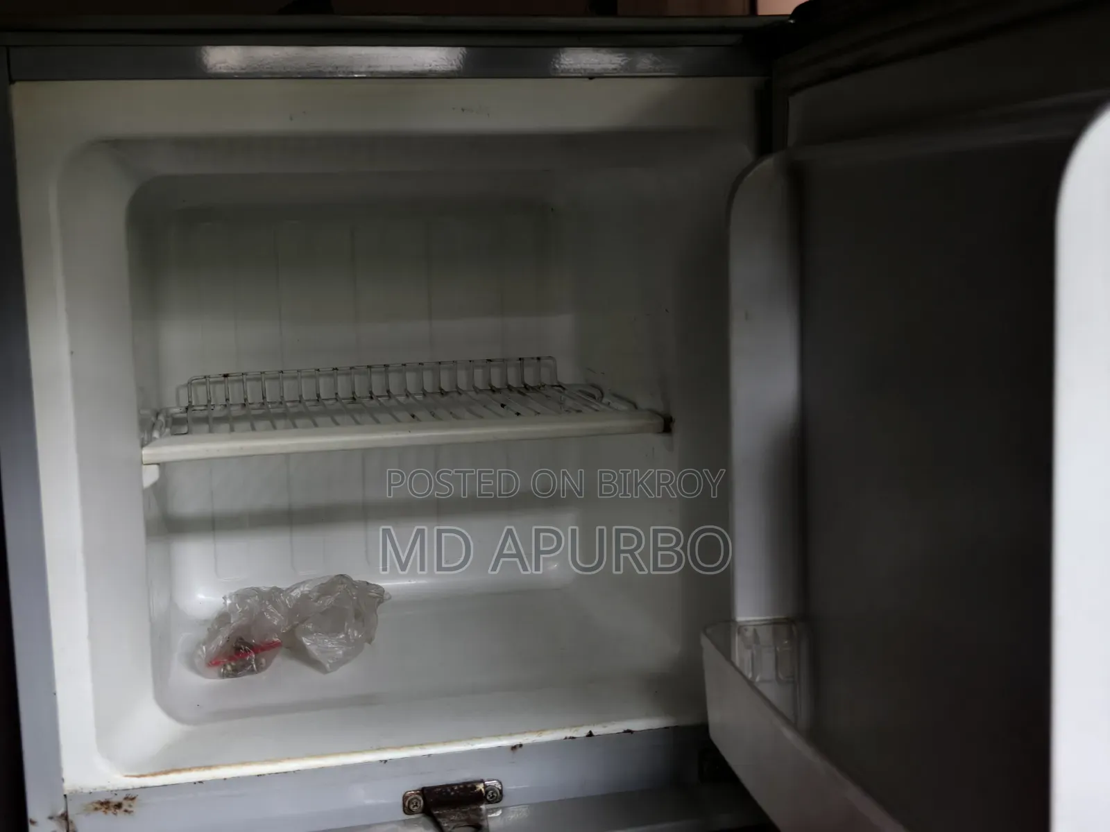LG Butterfly Top-Mount Double-Door Refrigerator