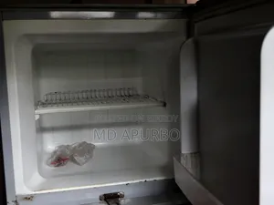 LG Butterfly Top-Mount Double-Door Refrigerator