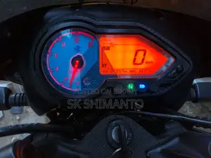বাজাজ পালসার ১৫০ ২০২২ রেড