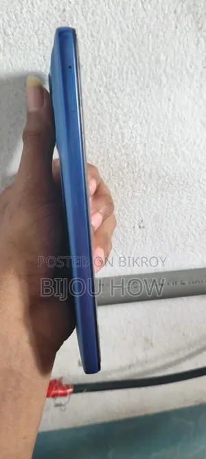 মোটরসাইকেল মোটো জি১০০ ৫জি ২৫৬ জিবি