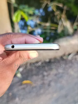 হুয়াওয়ে ওয়াই৫ লাইট ১৬ জিবি গোল্ড