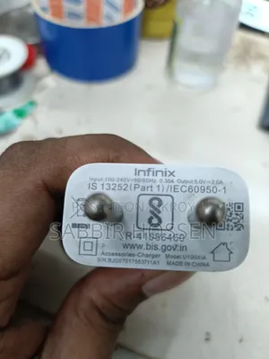 ইনফিনিক্স ১০ ওয়াট চার্জার
