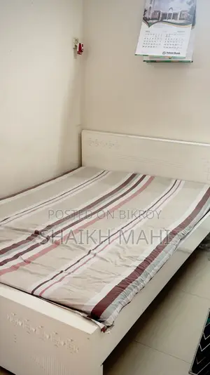 বিক্রির জন্য কাঠের ডাবল খাট