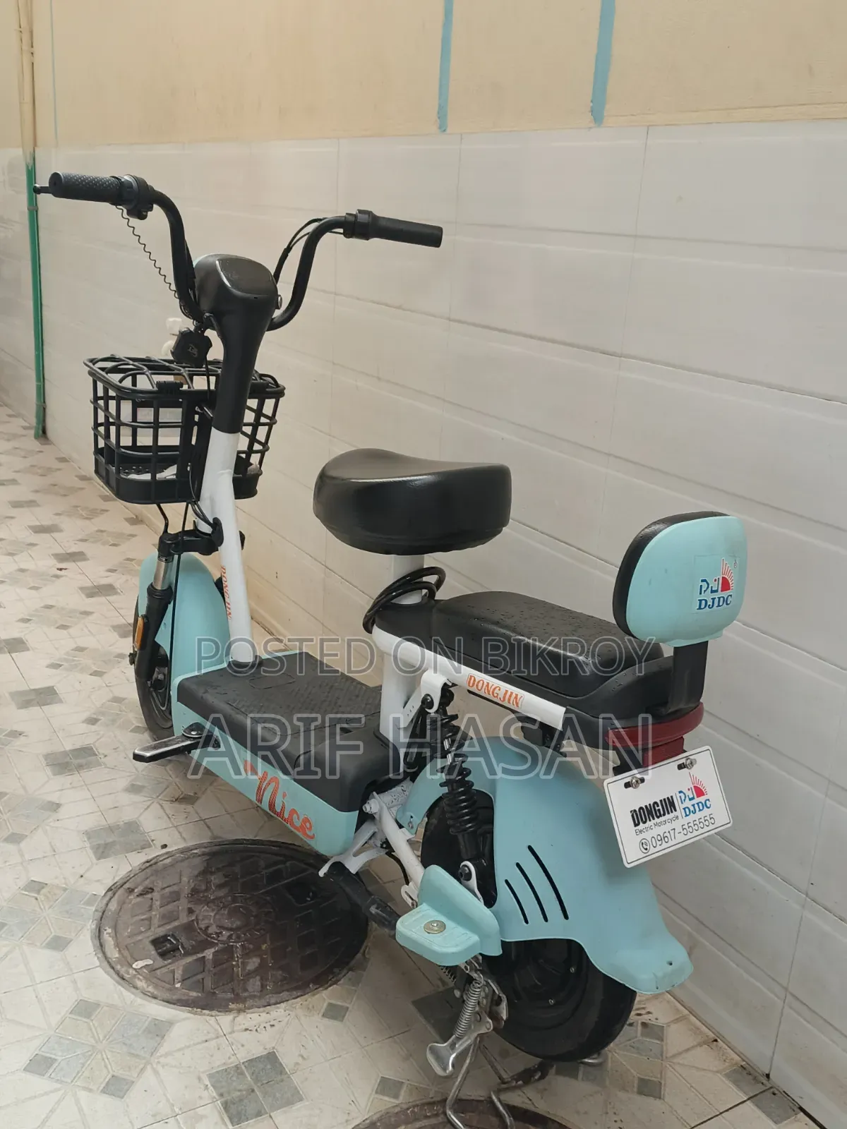 মোটরসাইকেল ২০২৫ সাদা