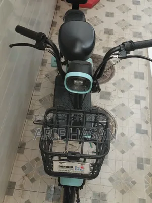 মোটরসাইকেল ২০২৫ সাদা