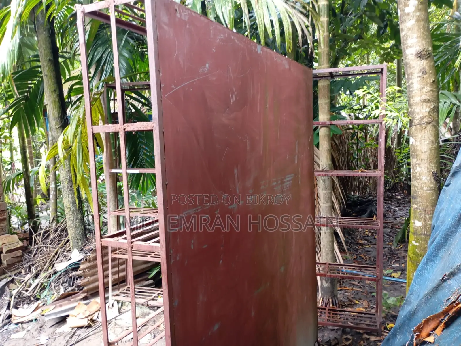 লোহার তাক (দোকান)