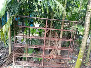 লোহার তাক (দোকান)
