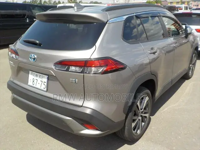 Toyota Corolla Cross 1.8 Hybrid FWD 2022 Brown