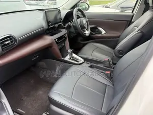 Toyota Yaris Cross 2021 Pearl