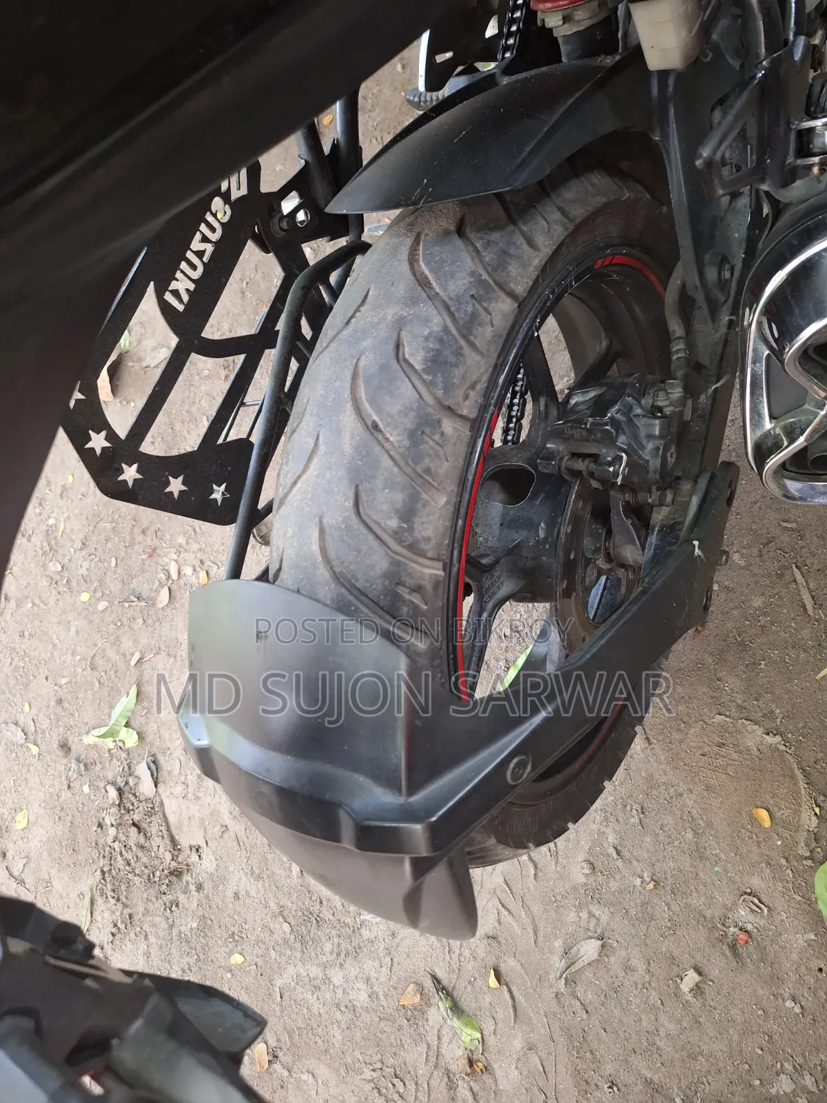 সুজুকি জিক্সার এসএফ ২০২২ কালো