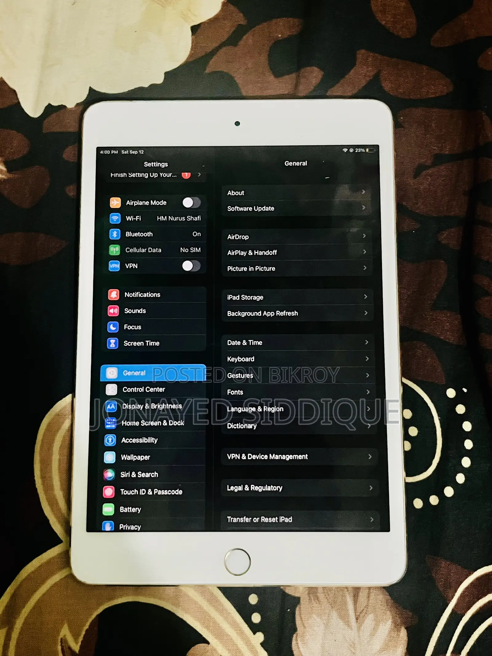 Apple 16 GB Gray