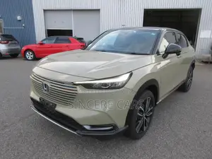 Honda Vezel 2021 Beige