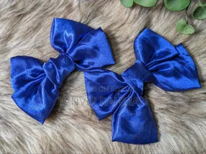 হেয়ার বো ক্লিপ