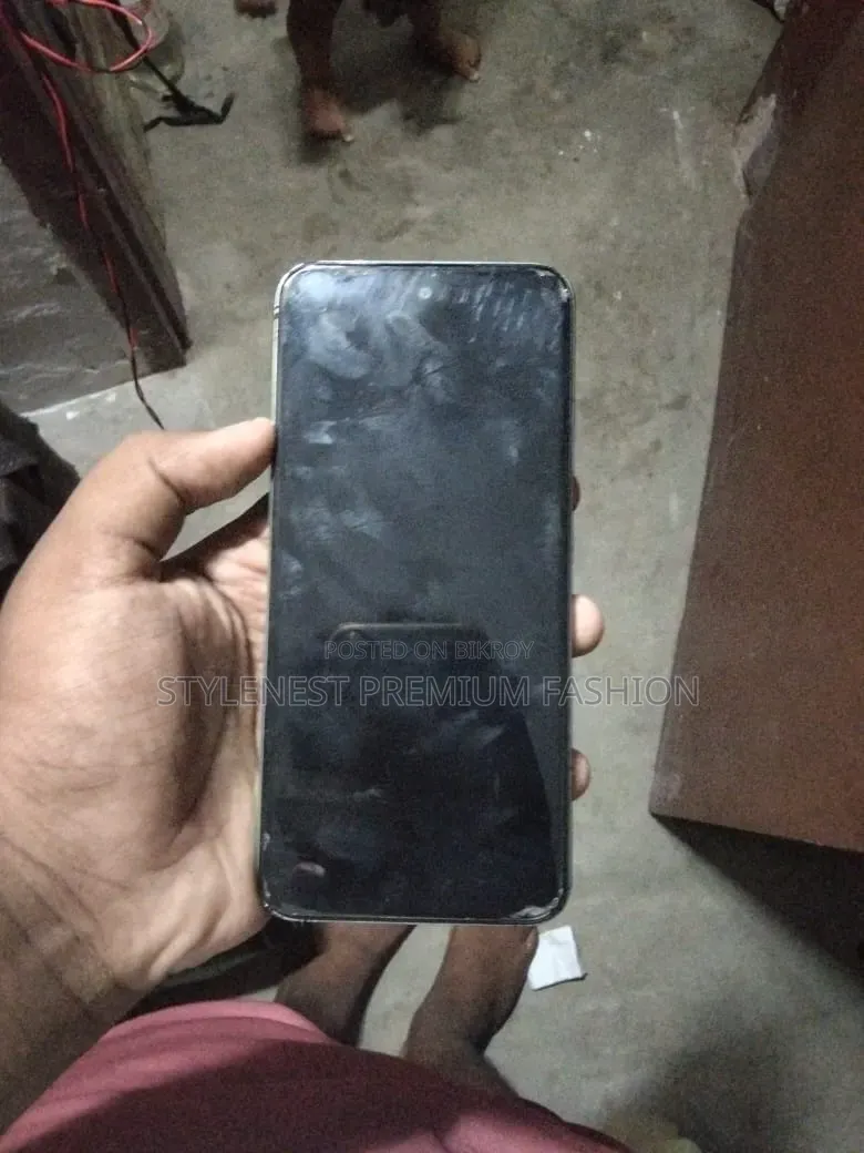 Infinix 128 GB