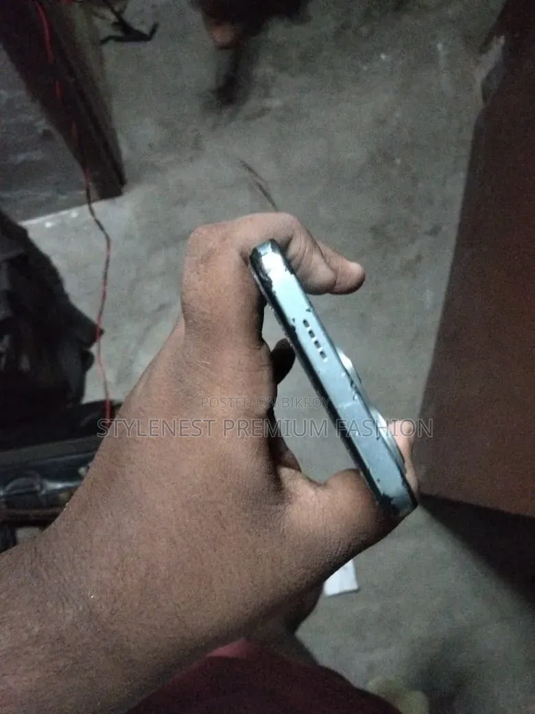 Infinix 128 GB