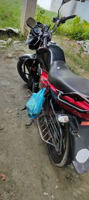 মোটরসাইকেল ২০২১ কালো