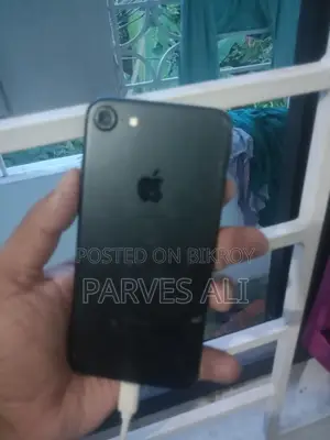 অ্যাপল আইফোন ৭ প্লাস ৩২ জিবি কালো