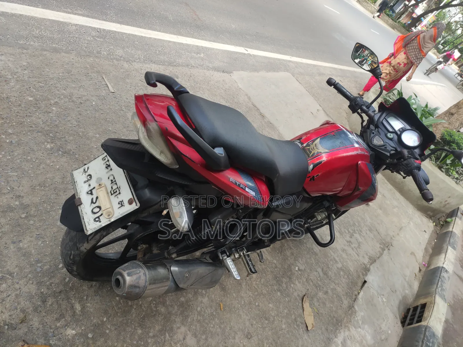 TVS Apache RTR 160 2V 2014 Red