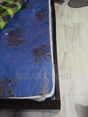 ৫/৭ ফিট খাট এবং ম্যাট্রেস