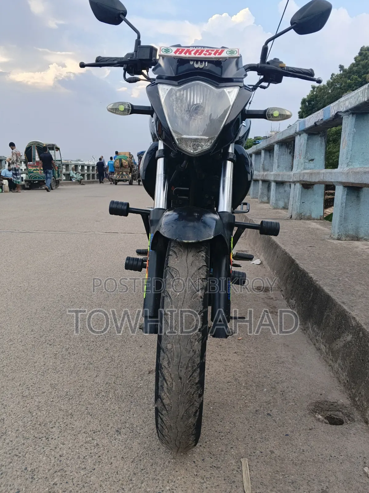 সুজুকি জিক্সার ২০১৭ কালো