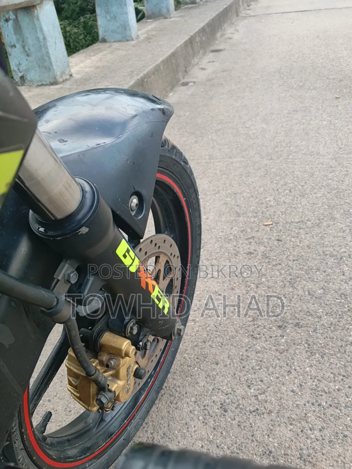 সুজুকি জিক্সার ২০১৭ কালো